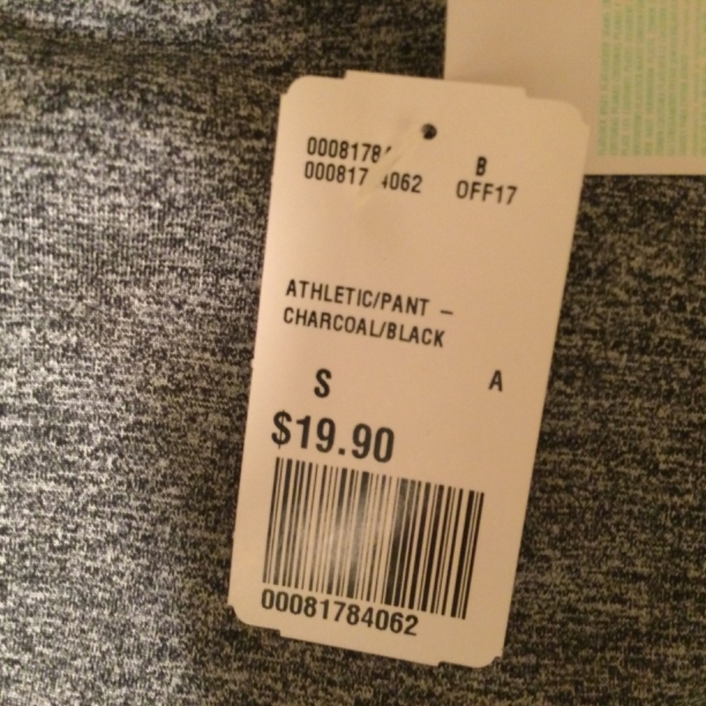 ⭐️ Forever 21 Athletic Pants size women’s small - Picture 4 of 13